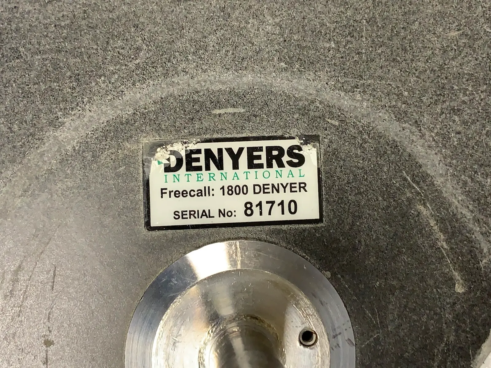 Denyers Wide Flat on Pole Armboard w Pad