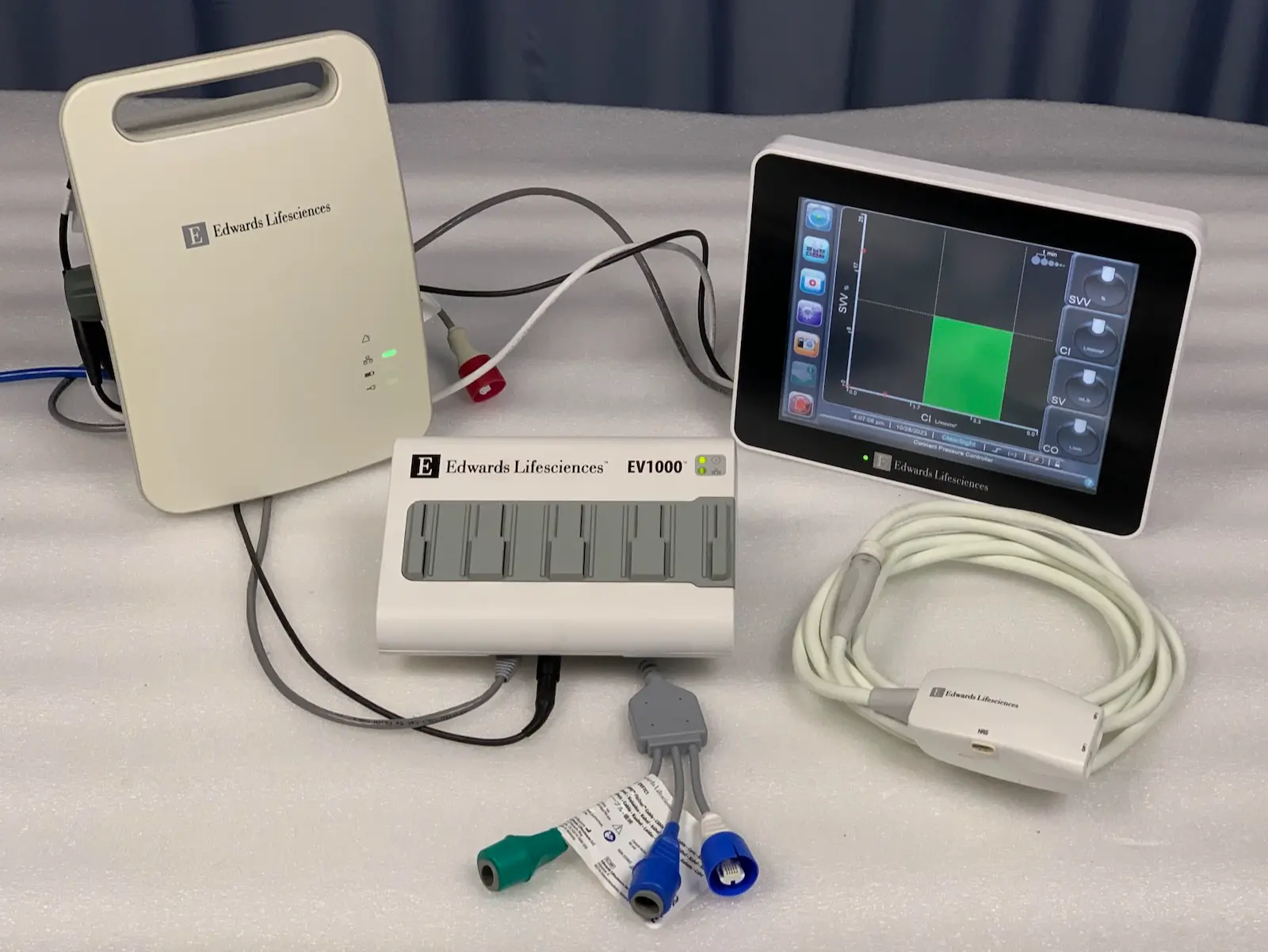Edwards Lifesciences EV1000 Hemodynamic Monitoring System w Cables
