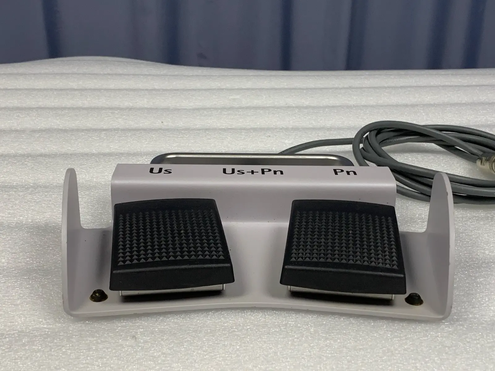 EMS Electro Medical Systems EK-166 Footswitch Foot Pedal Controller