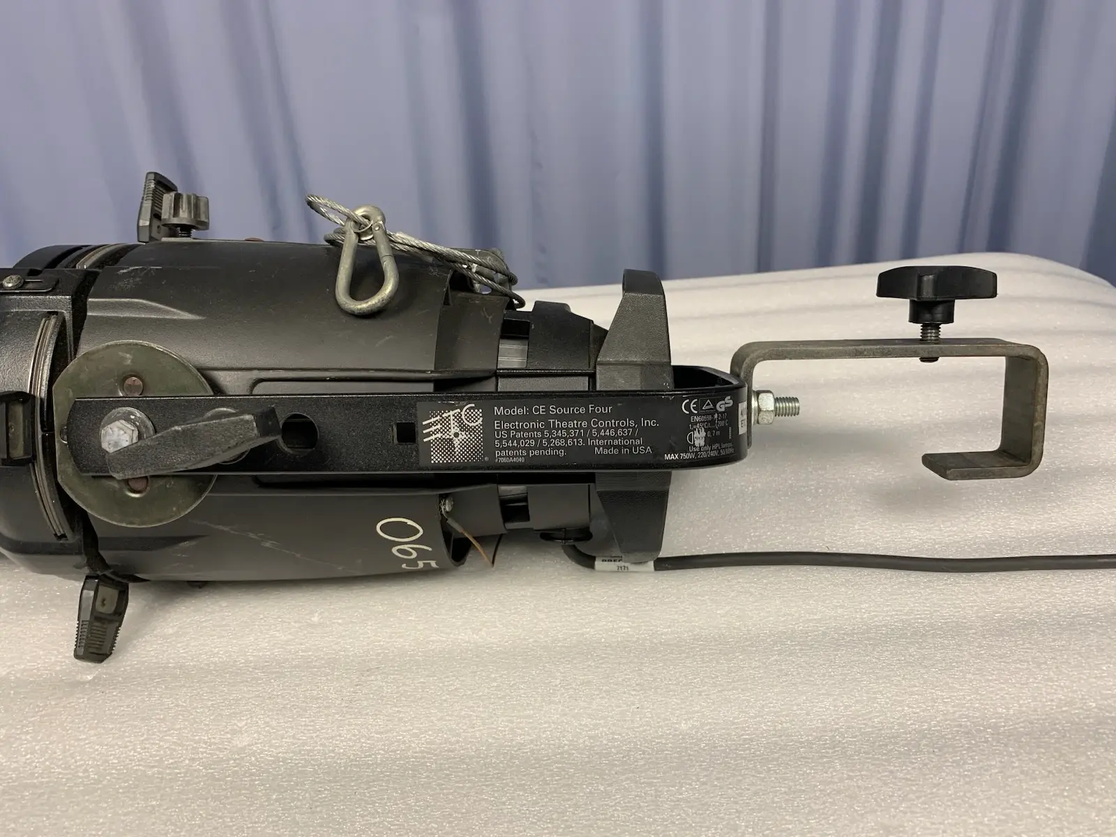 ETC CE Source Four 750 Ellipsoidal Fixture Light - No. 26º Degrees