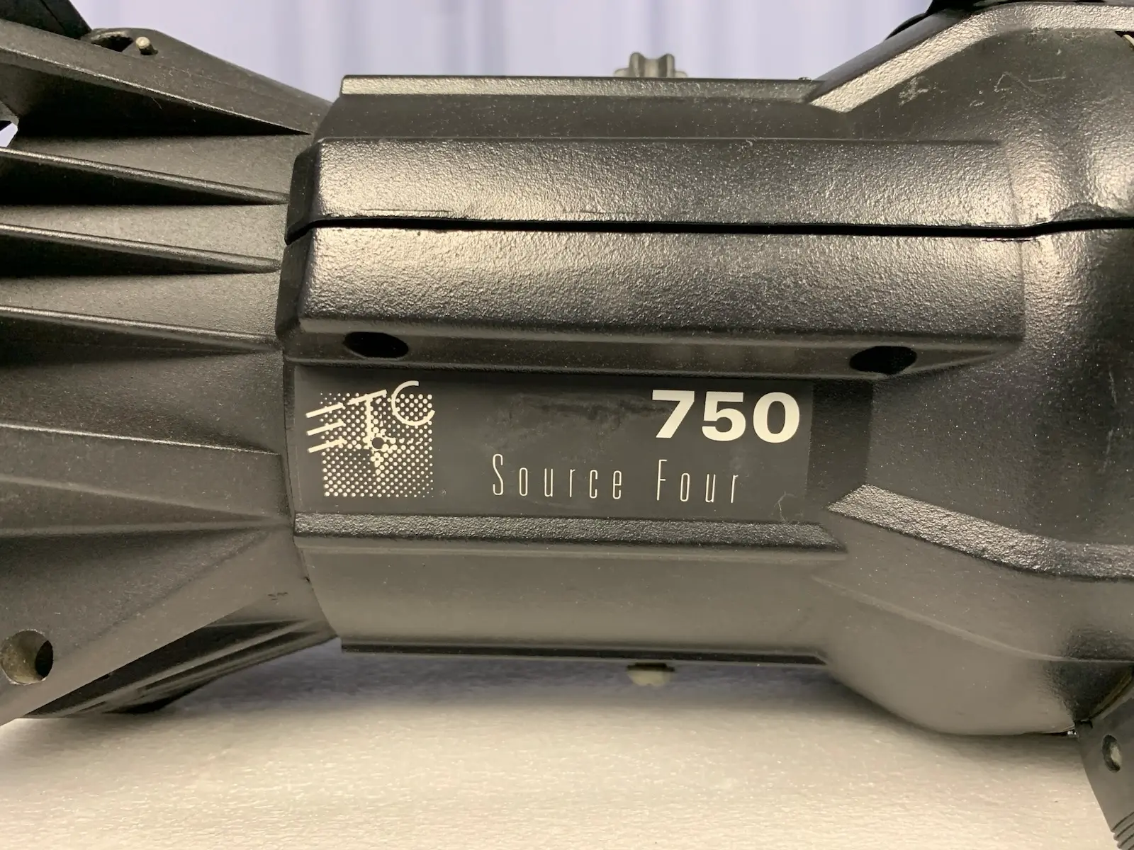 ETC CE Source Four 750 Ellipsoidal Fixture Light - No. 26º Degrees