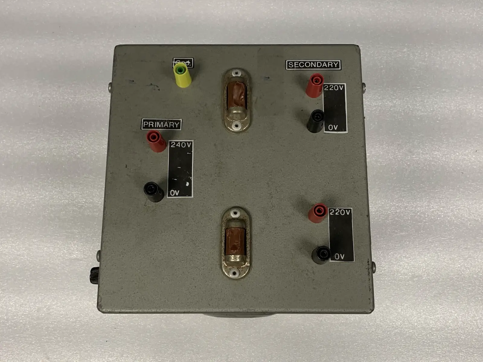 Gayrad F100 240V 1000W Iso Power Supply Transformer