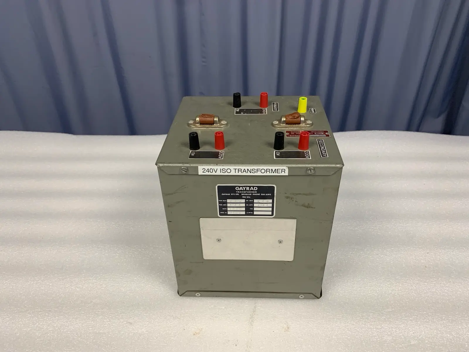 Gayrad F100 240V 1000W Iso Power Supply Transformer