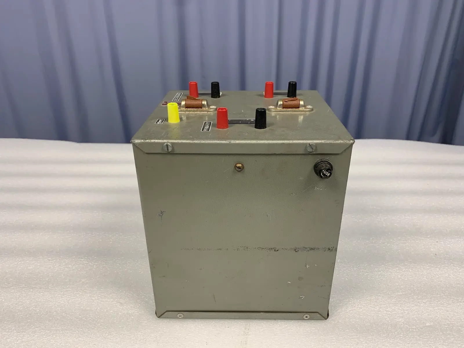 Gayrad F100 240V 1000W Iso Power Supply Transformer