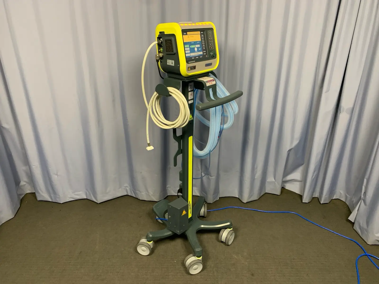 Hamilton MR1 Intelligent Ventilator w Optional Trolley / Stand