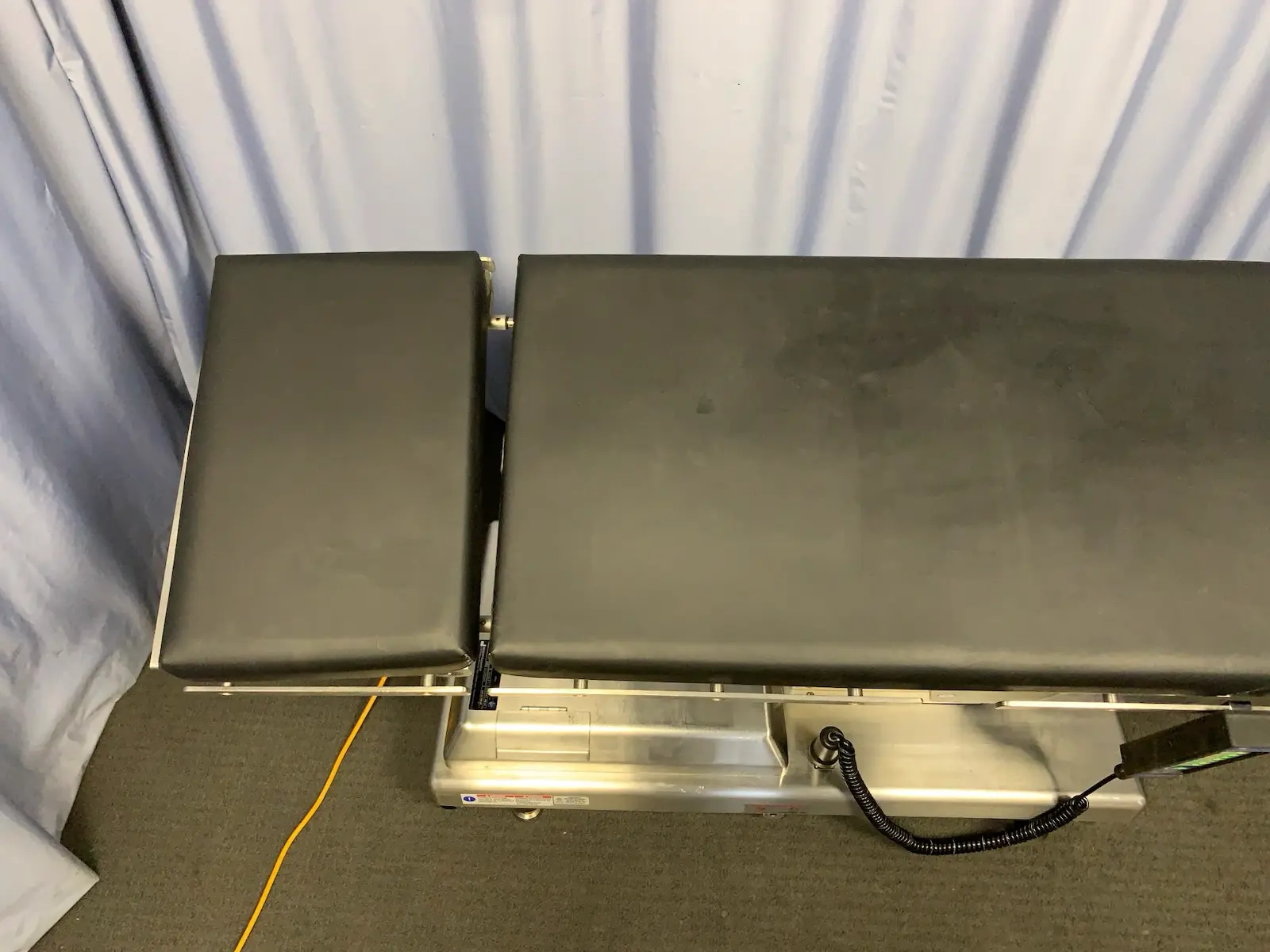 Mizuho MOT-3502X 315kg Max Surgical Operating Table w Mattress + Hand Control