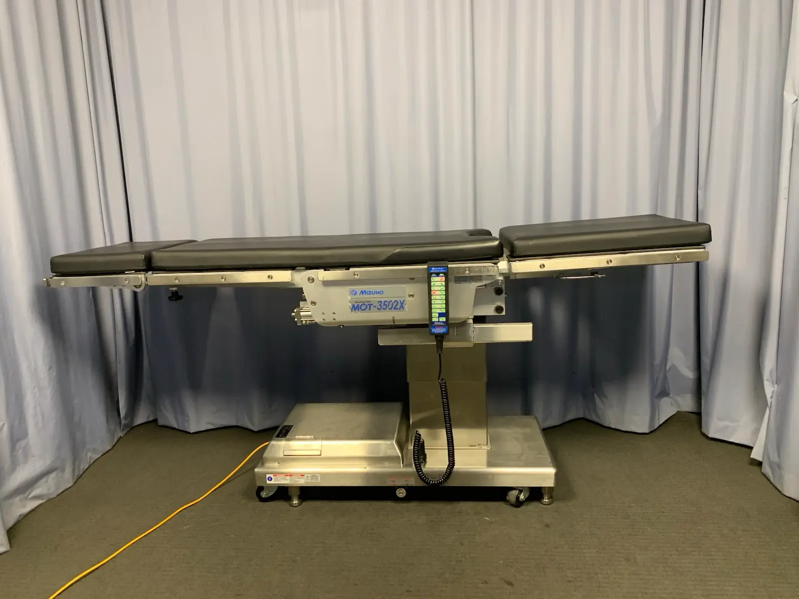 Mizuho MOT-3502X 315kg Max Surgical Operating Table w Mattress + Hand Control