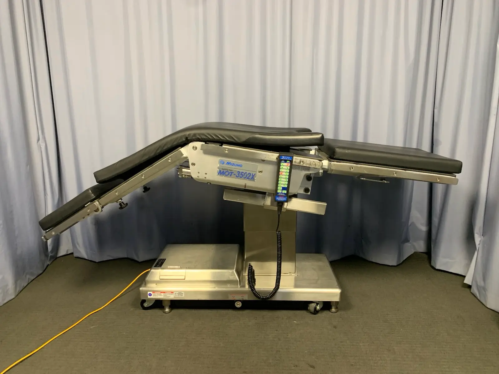 Mizuho MOT-3502X 315kg Max Surgical Operating Table w Mattress + Hand Control