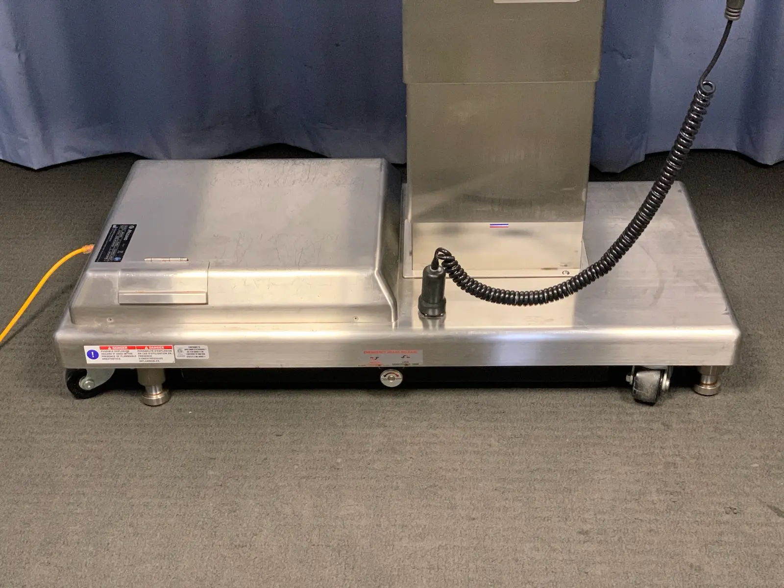 Mizuho MOT-3502X 315kg Max Surgical Operating Table w Mattress + Hand Control