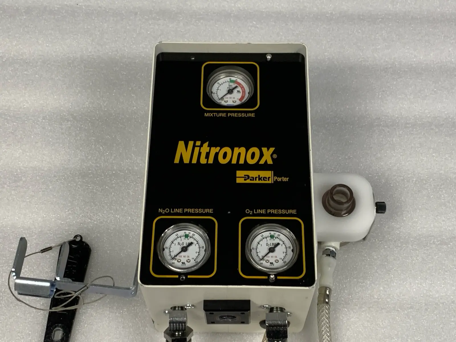 Parker Porter NOX-5000HD Nitronox Anesthesia Unit w Accs