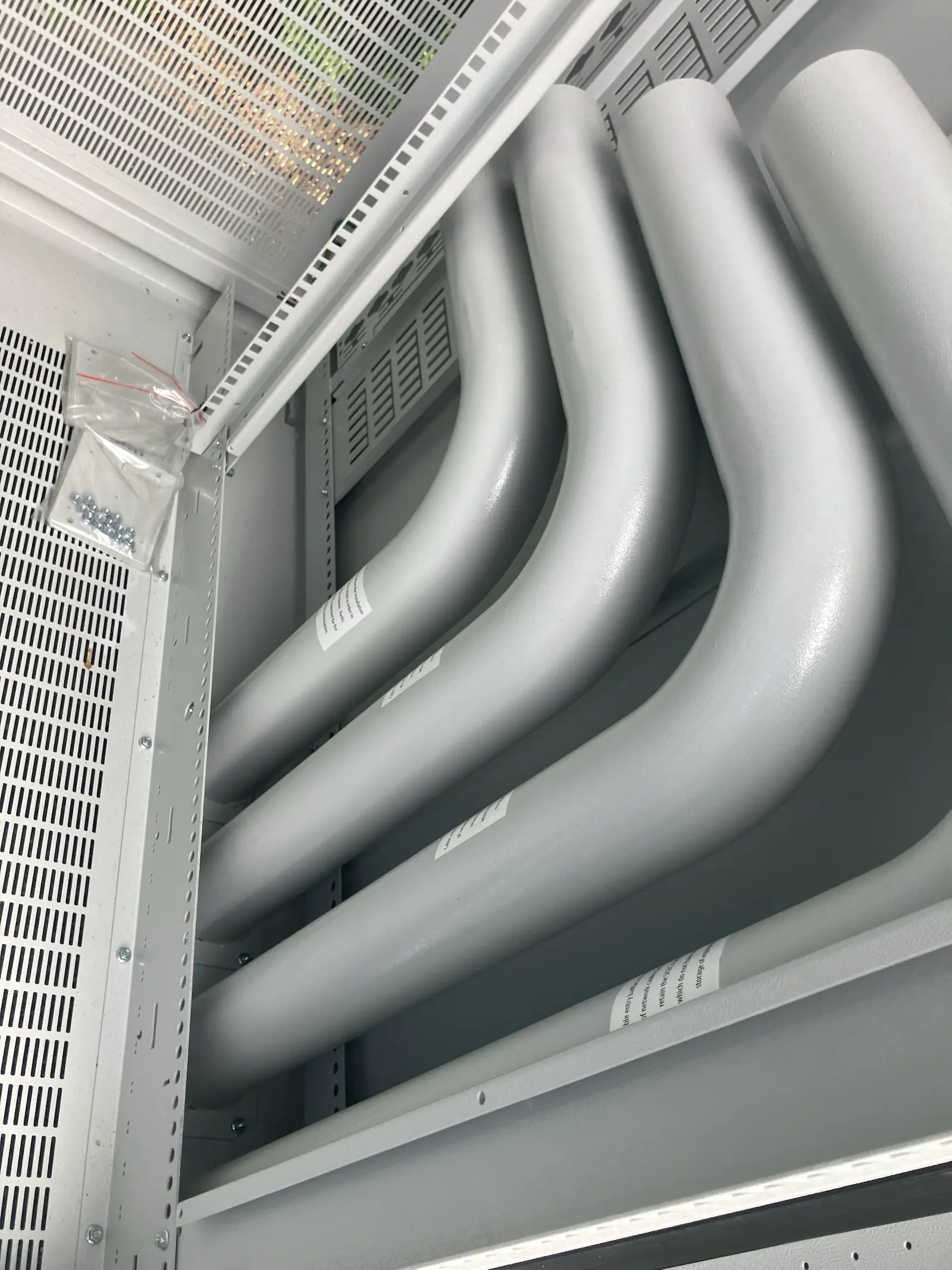 SRA Solutions SRA230560 Class C SCEC 42RU 19" Server Data Rack Cabinet