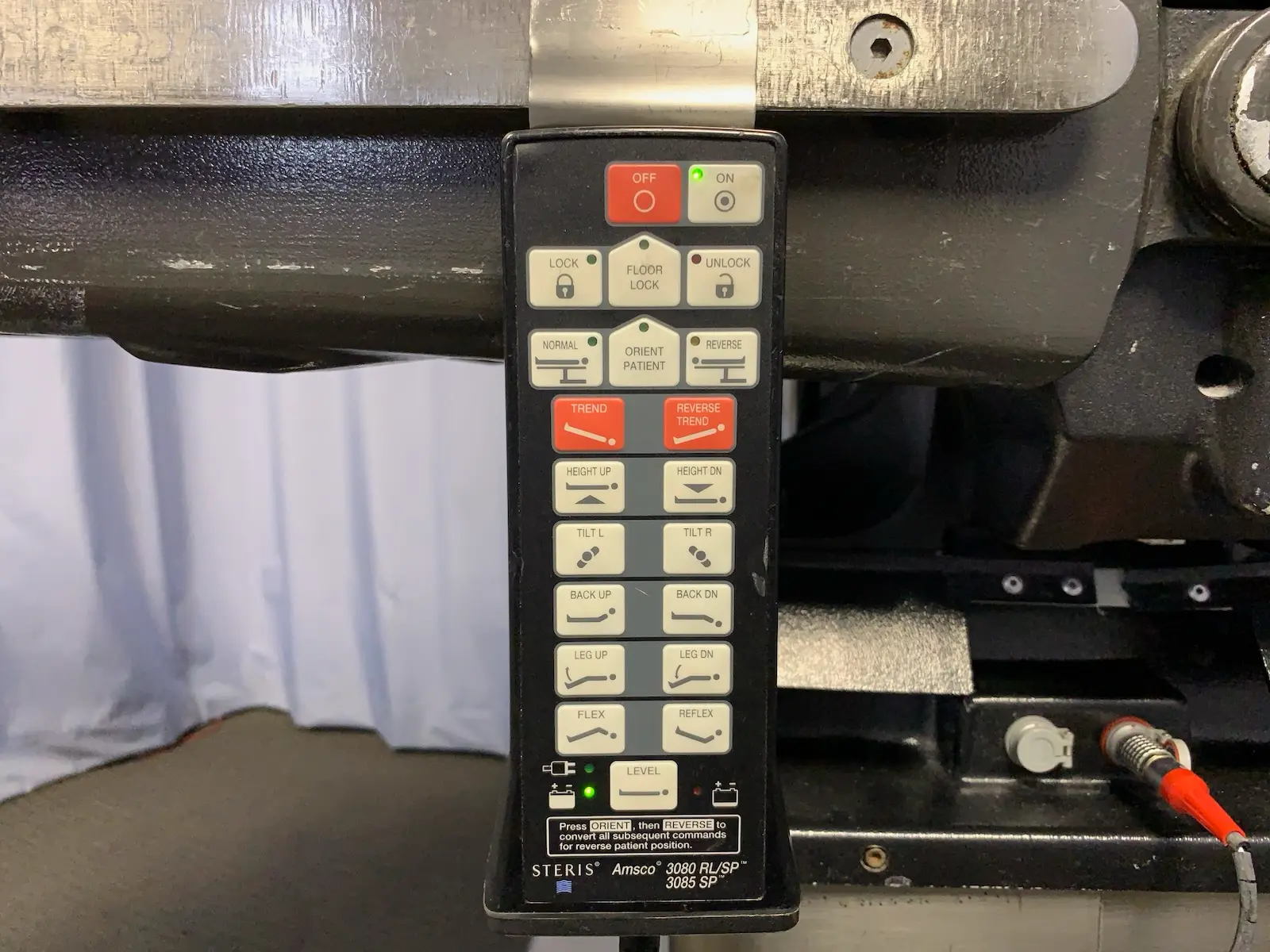 Steris Amsco 3085 SP Surgical Table w Accs - Issue