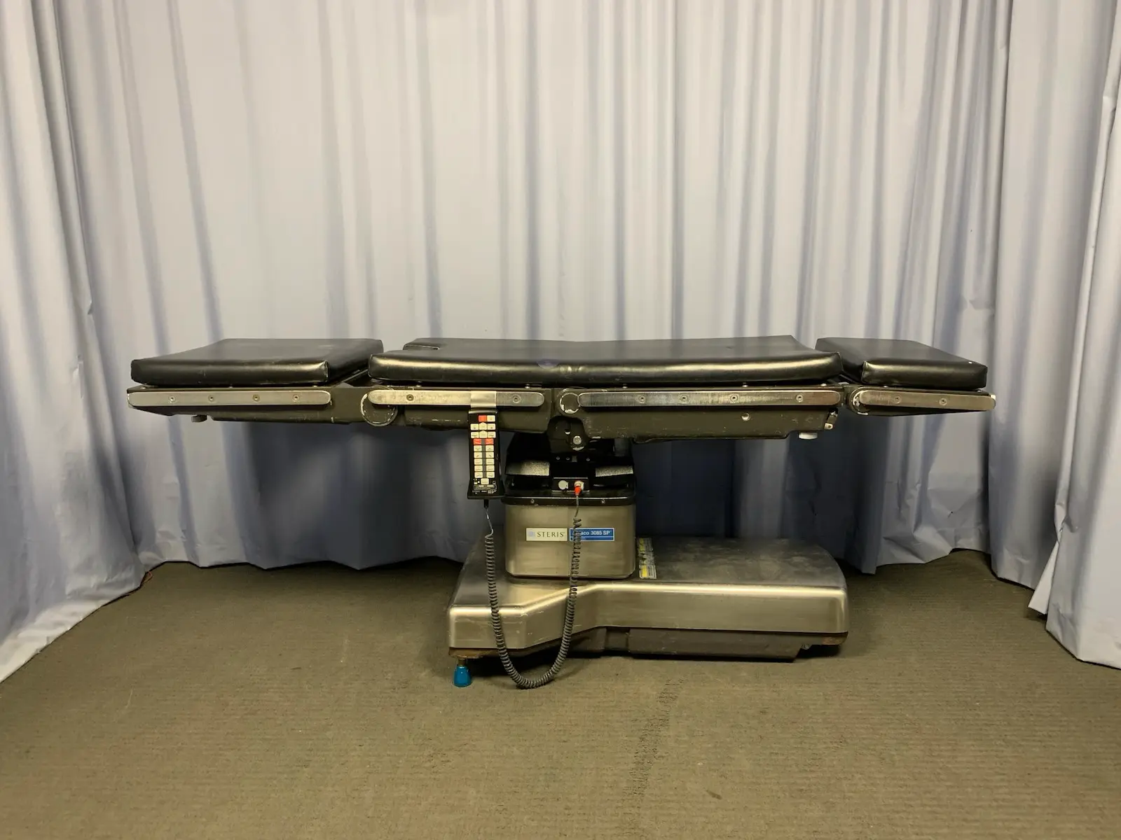 Steris Amsco 3085 SP Surgical Table w Accs - Issue