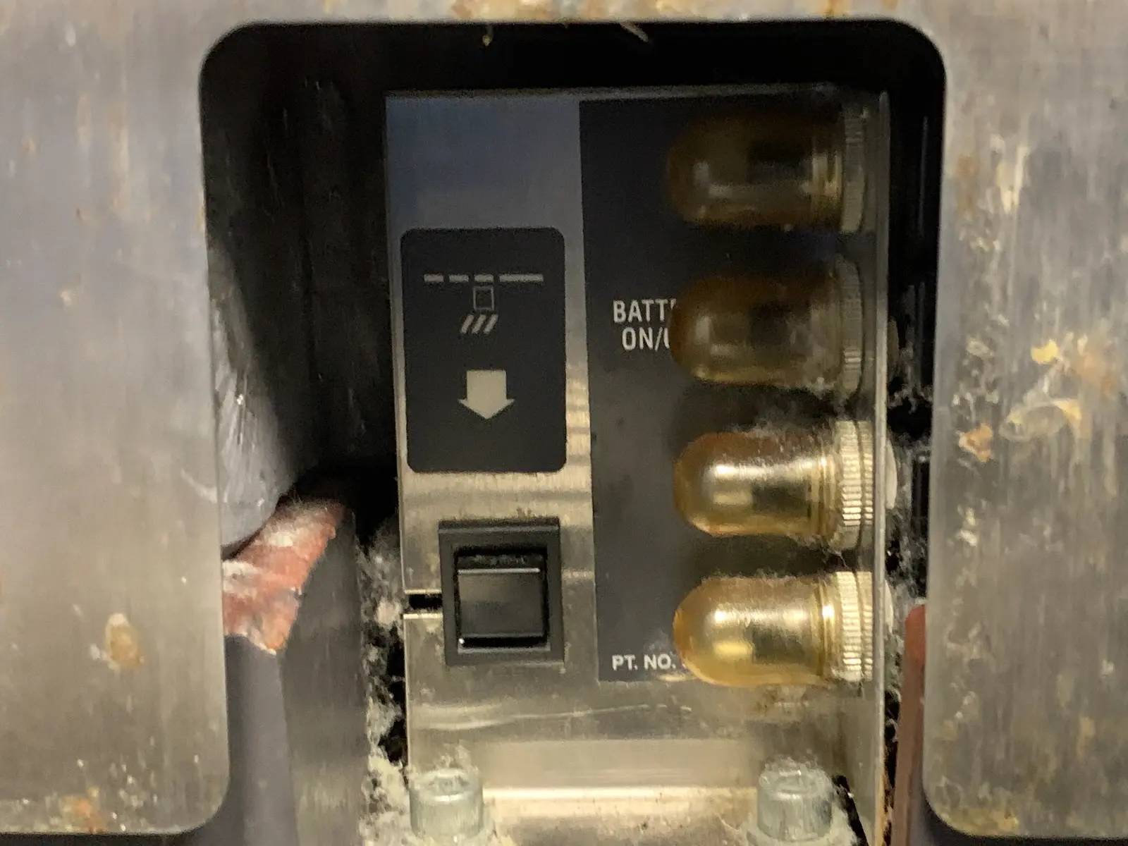 Steris Amsco 3085 SP Surgical Table w Accs - Issue