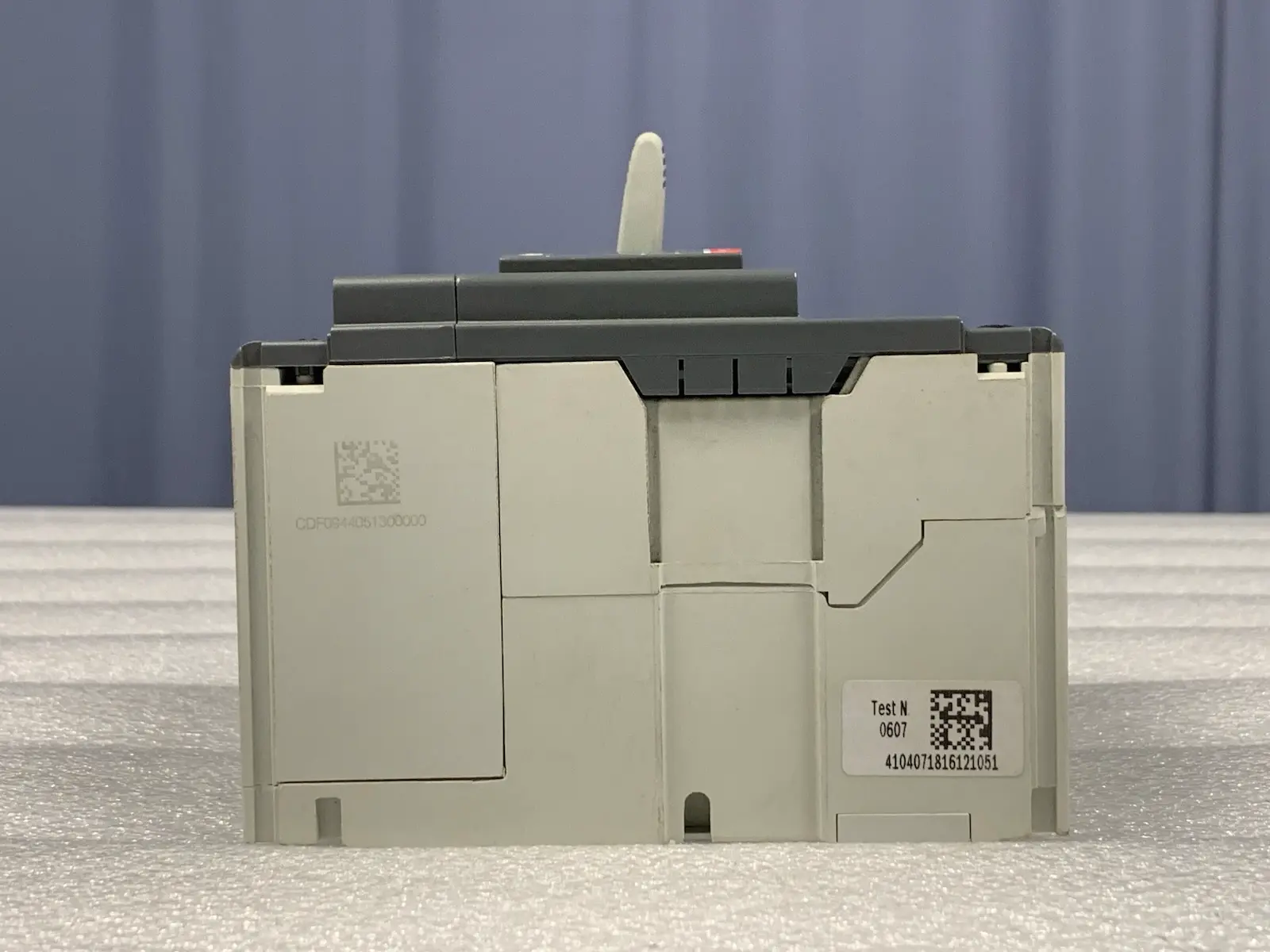 ABB SACE XT2N 160 TMA 125-1250 4p F F InN = 100% Circuit Breaker