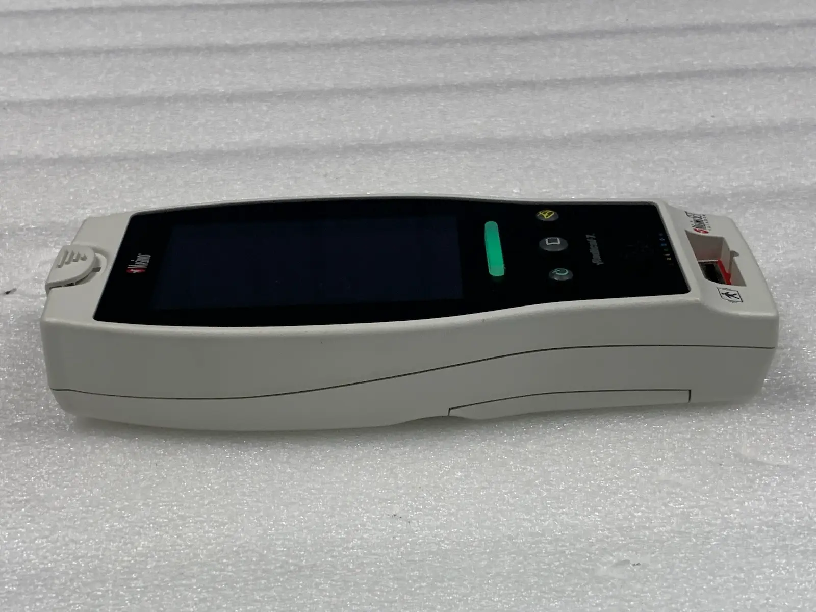 Masimo Radical-7 Signal Extraction Pulse CO-Oximeter w Charging Station - RDS-1