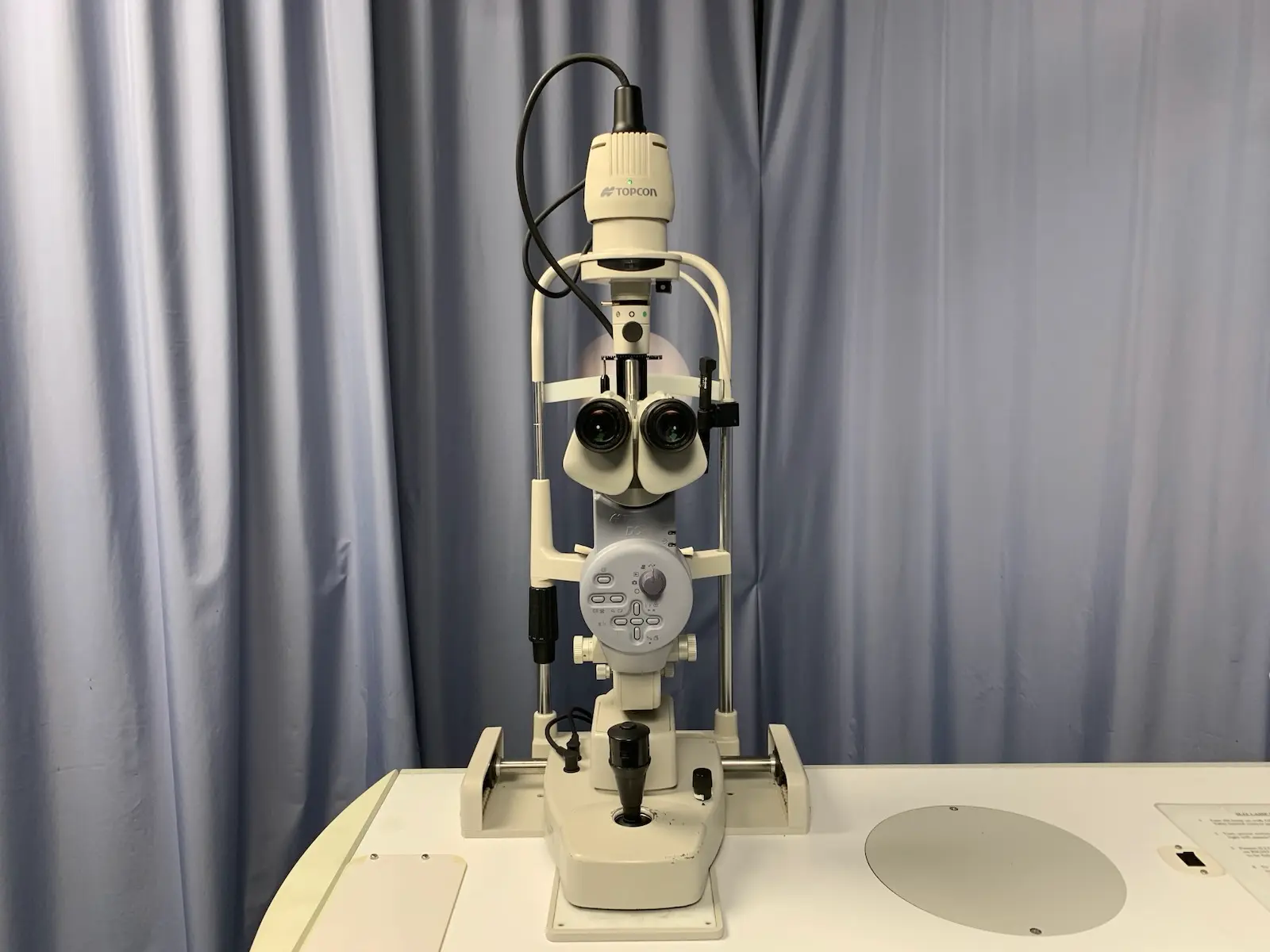 Topcon SL-D7 Class I Slit Lamp w DC-1 Digital Camera Unit & Tonometer Mount