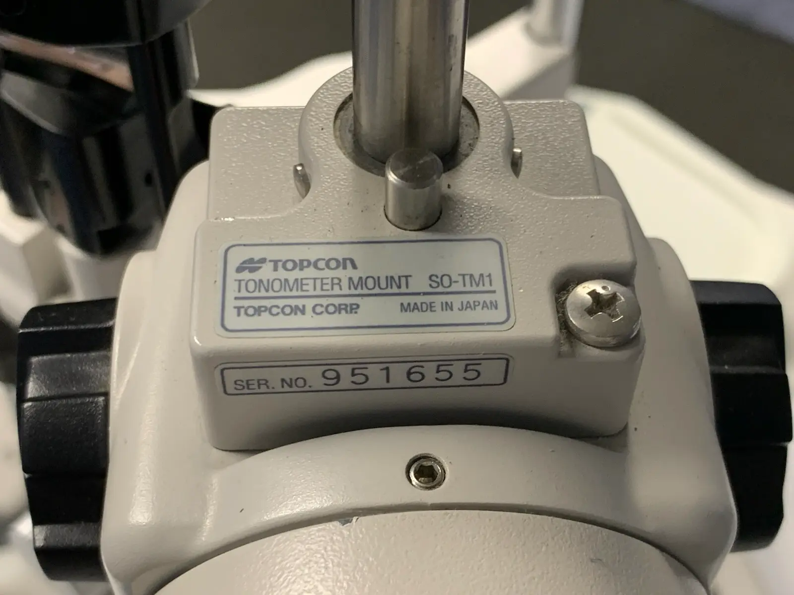 Topcon SL-D7 Class I Slit Lamp w DC-1 Digital Camera Unit & Tonometer Mount