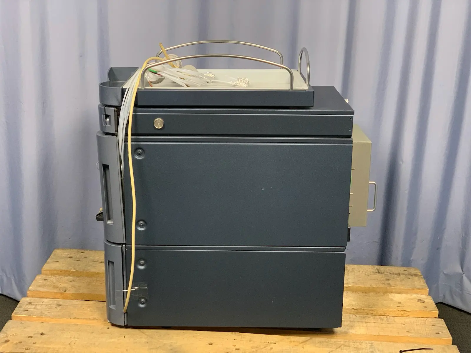 Waters Acquity UPLC System w Sample 186015005 & Binary Solvent 186015001 Manager - Image 18