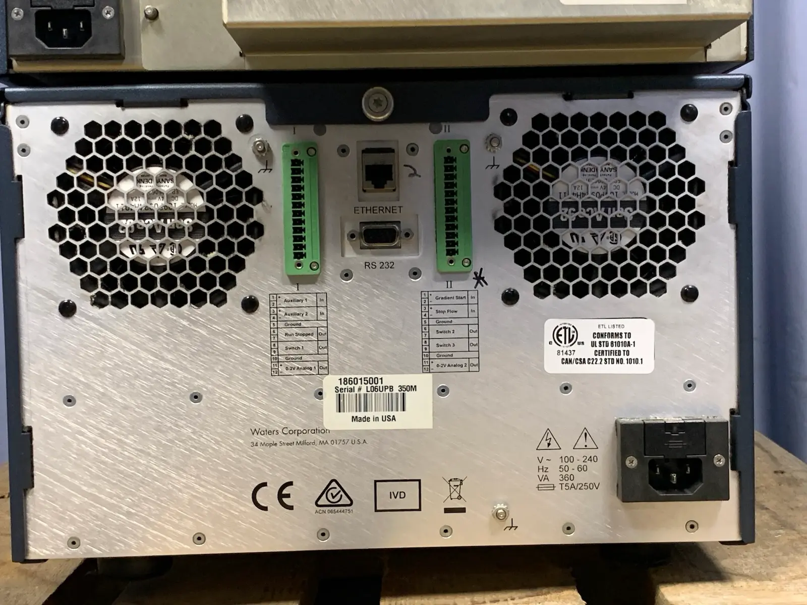 Waters Acquity UPLC System w Sample 186015005 & Binary Solvent 186015001 Manager - Image 23