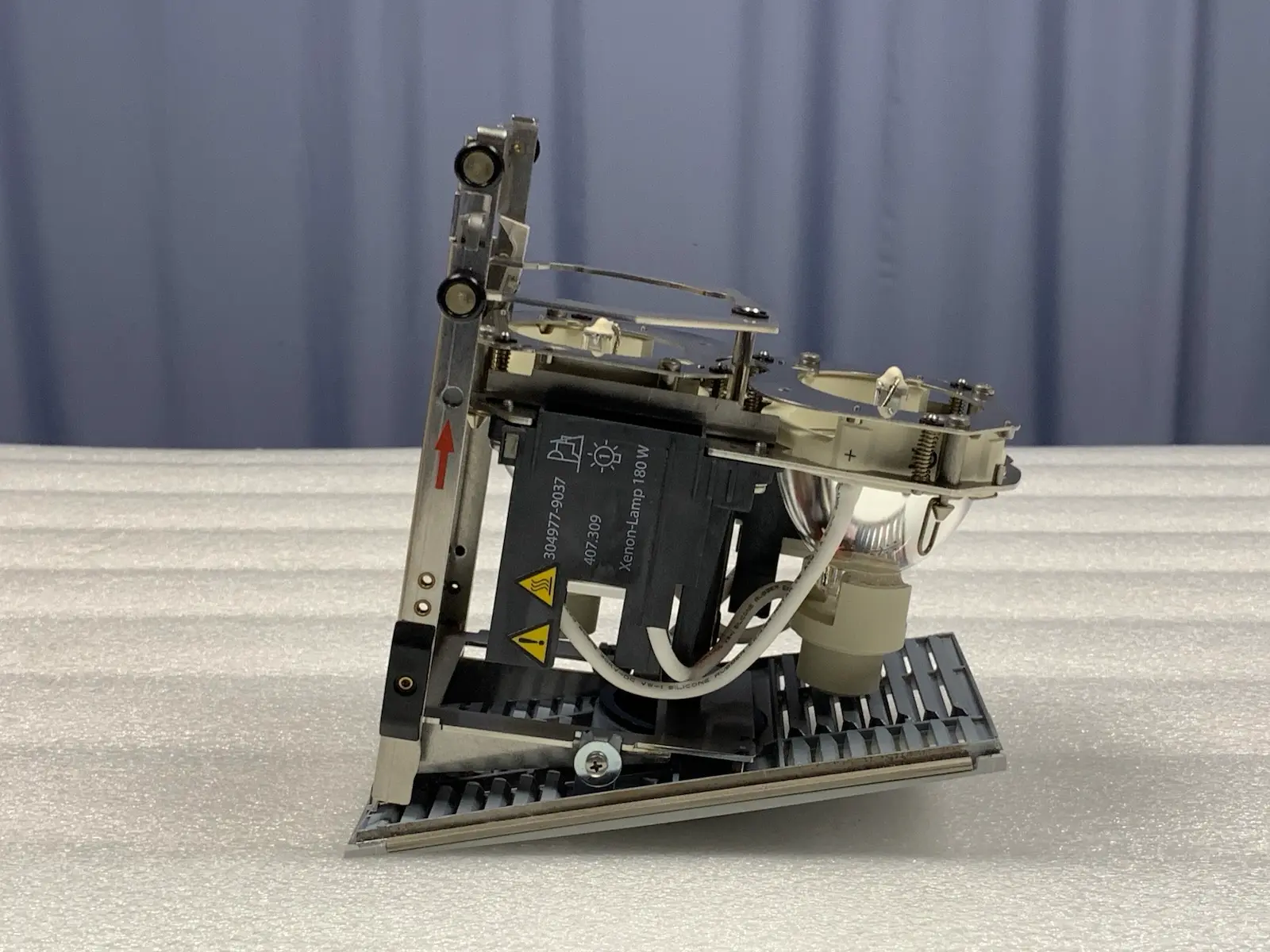 Carl Zeiss 304977-9037-000 Xenon Lamp Module 180W for OPMI Lumera 700 S8