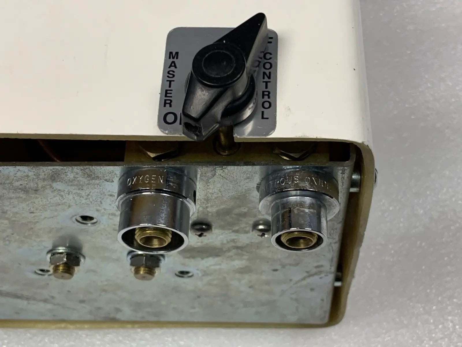 Comweld CIG Midogas Analgesic Apparatus Unit w Hoses