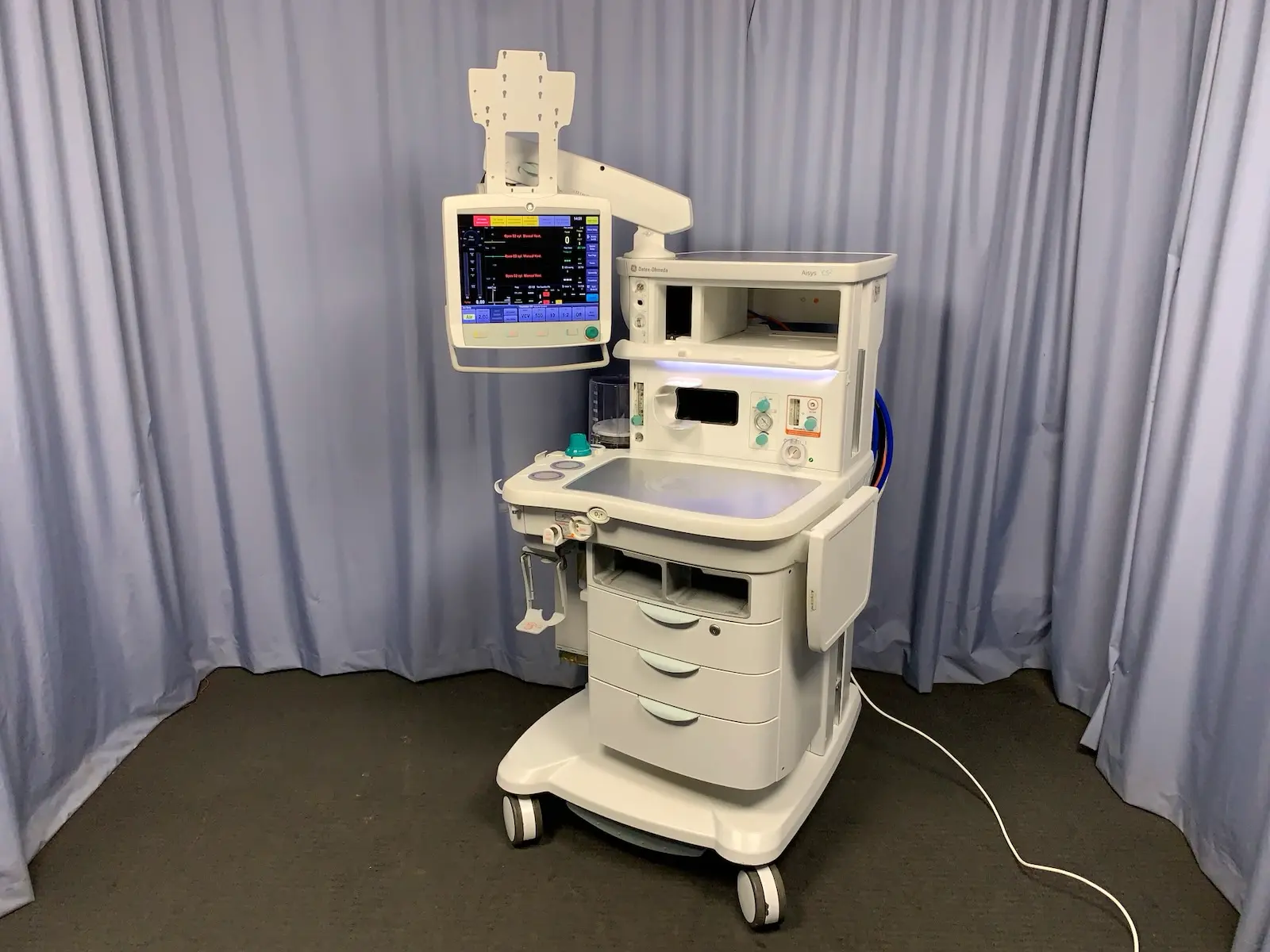 GE Datex Ohmeda Aisys CS2 Anesthesia Carestation w Accs 1011-9050-000
