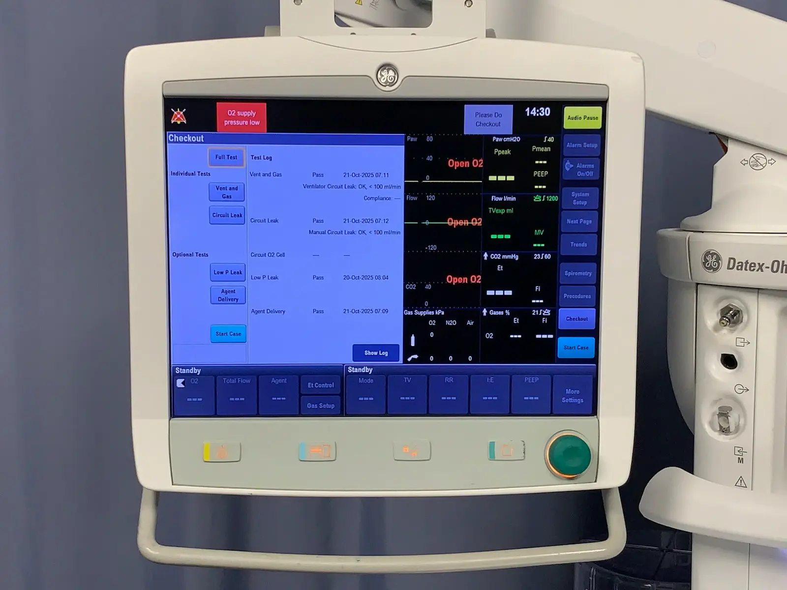 GE Datex Ohmeda Aisys CS2 Anesthesia Carestation w Accs 1011-9050-000
