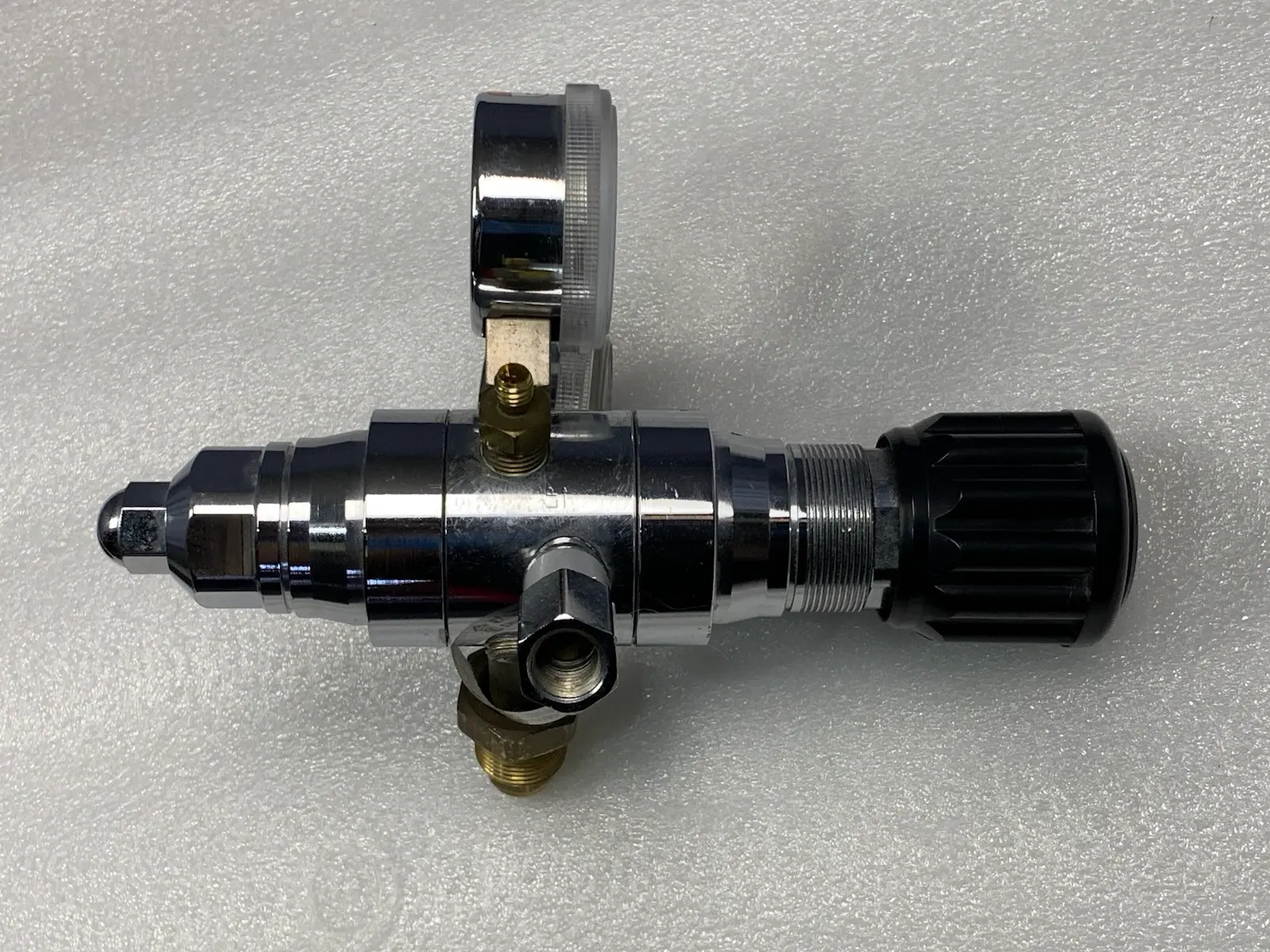 Leybold Sogevac SV40 BI Rotary Vacuum Pump + Victor HPT500 Gauges