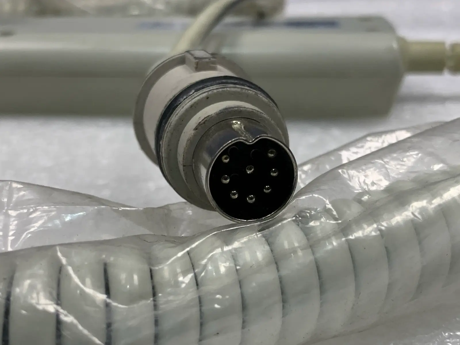 Linak HB53-000 Patient Hoist Handset - 4 Button - 8-Pin Round Plug - Used