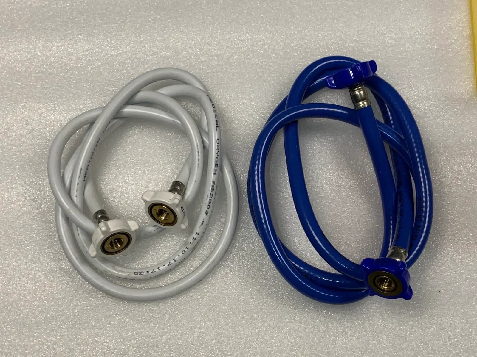 O-Two Equinox Advantage w Hoses & Accessories