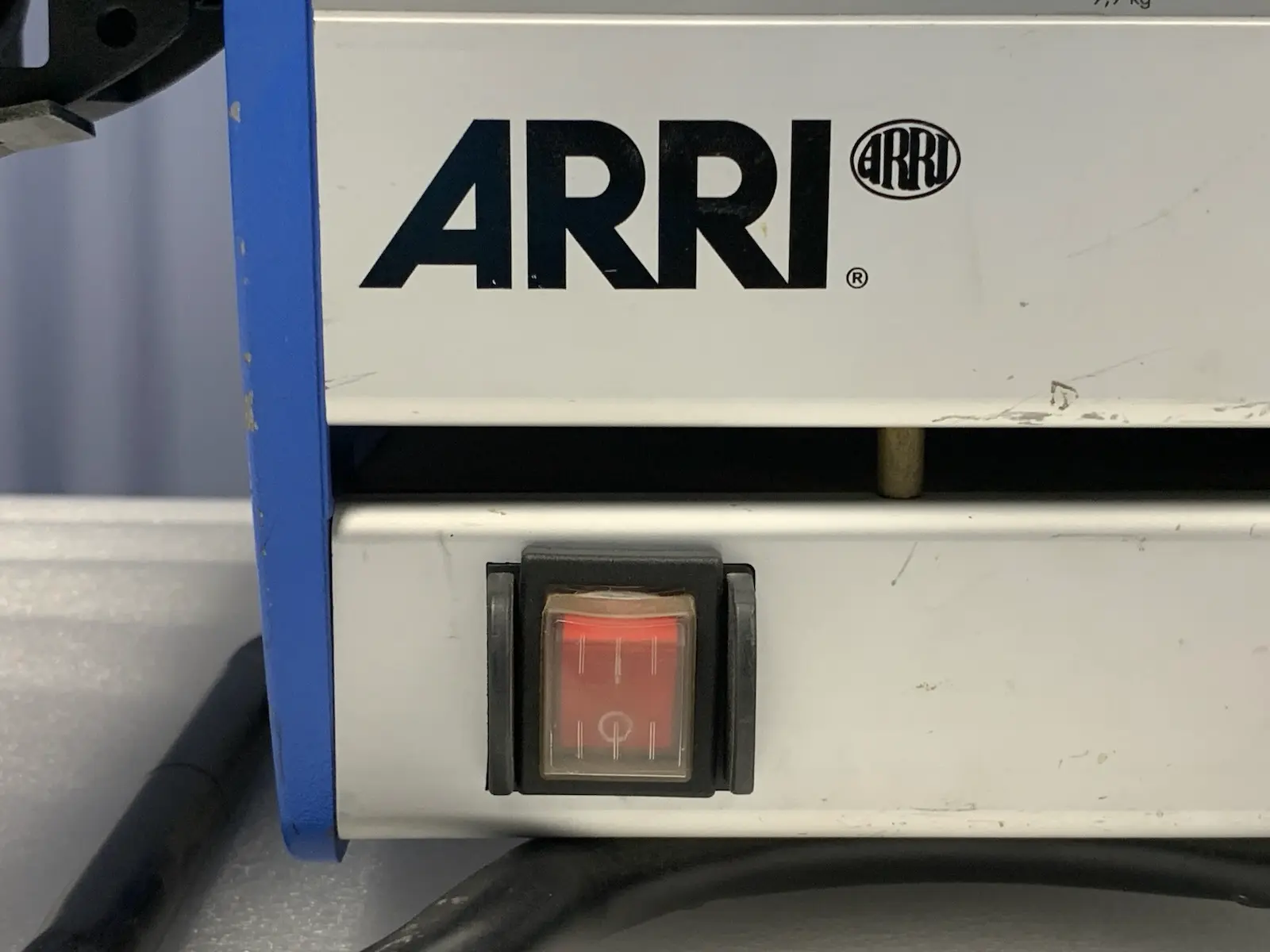 ARRI Daylight D12 Professional Film Studio HMI 1200W Fresnel Head Light