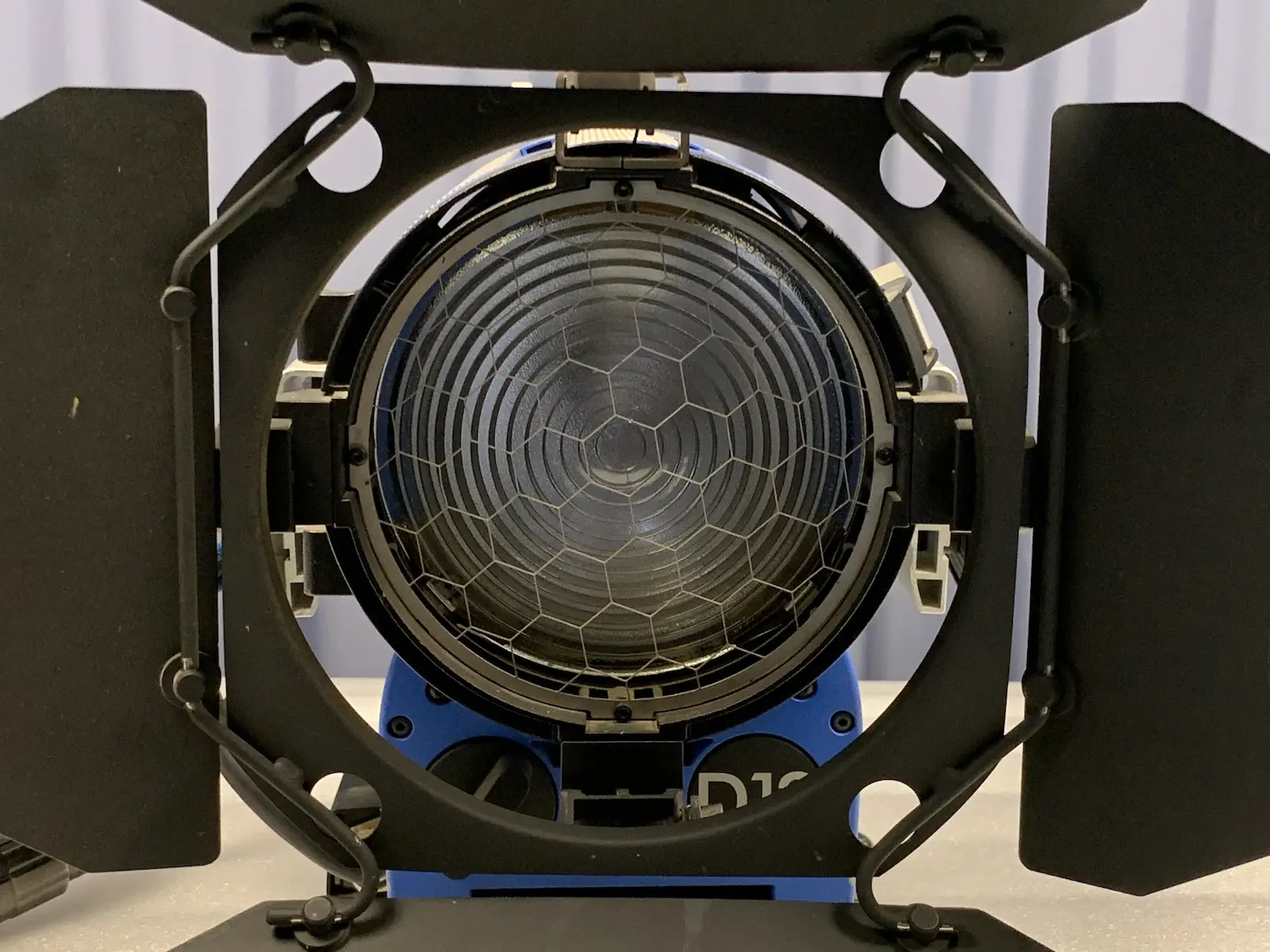 ARRI Daylight D12 Professional Film Studio HMI 1200W Fresnel Head Light