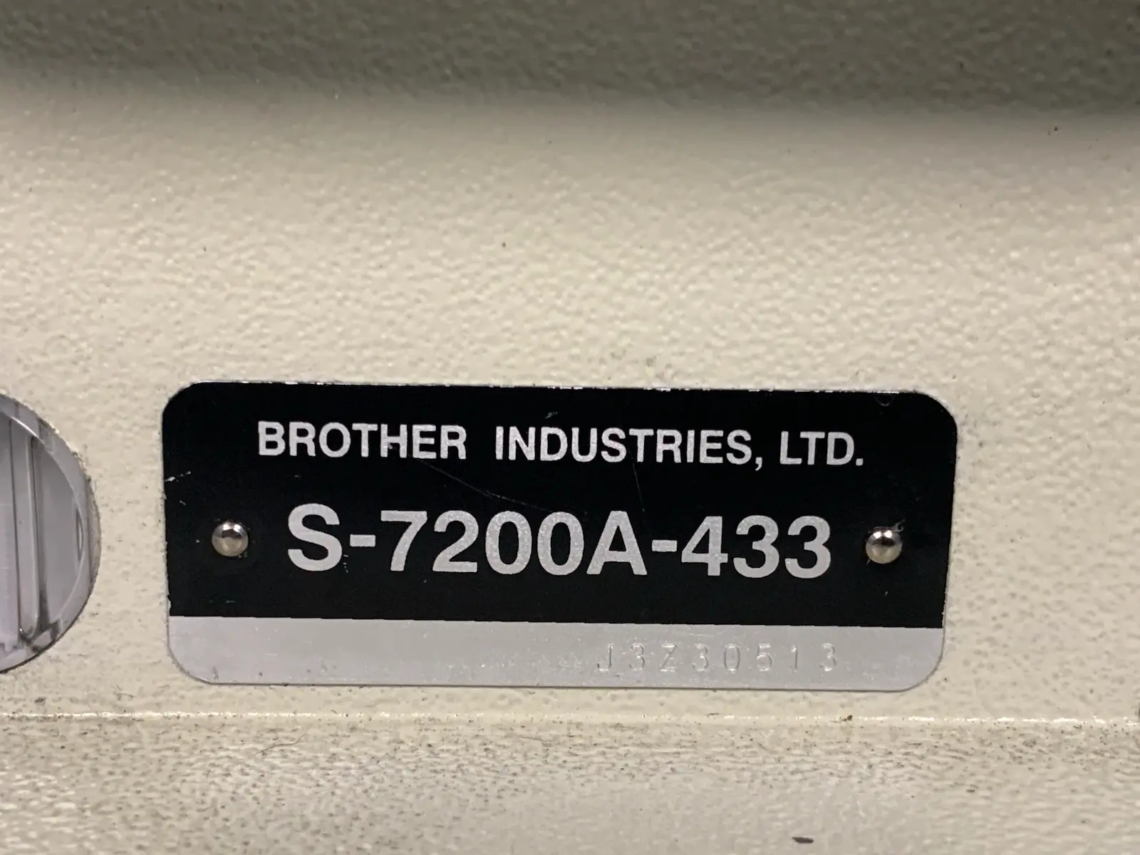 Brother S-7200A Industrial Direct Drive Lockstitch Sewing Machine