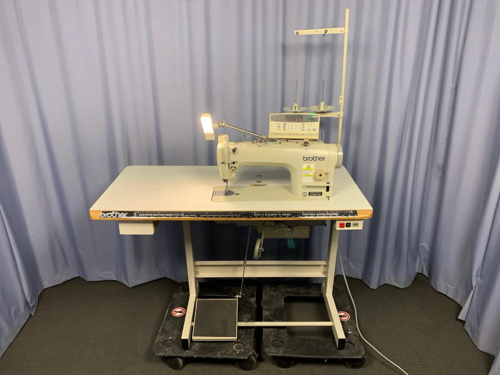 Brother S-7200A Industrial Direct Drive Lockstitch Sewing Machine