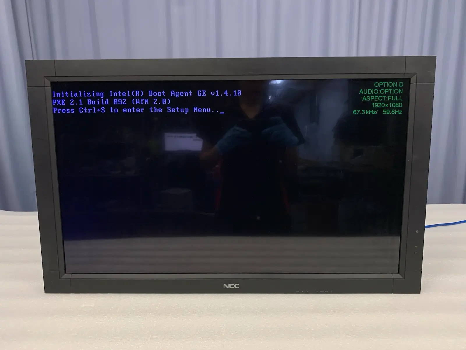 NEC MultiSync V323 32" LED Commercial Monitor + Integrated Intel OPS PC - FHD