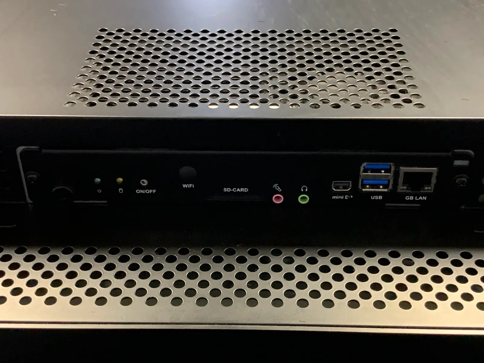 NEC MultiSync V323 32" LED Commercial Monitor + Integrated Intel OPS PC - FHD