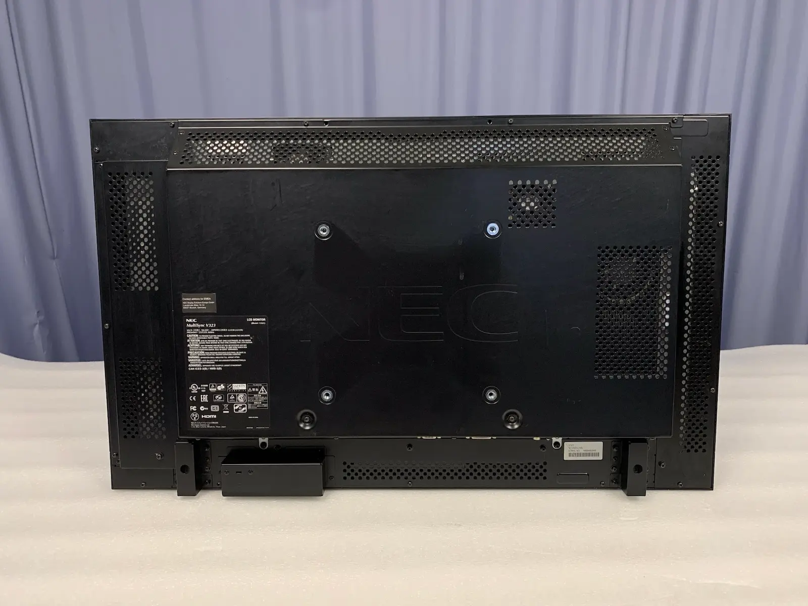 NEC MultiSync V323 32" LED Commercial Monitor + Integrated Intel OPS PC - FHD